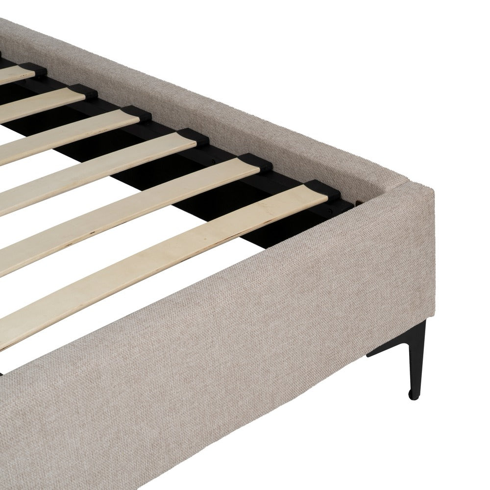 CAMA CON CABECERO BEIGE