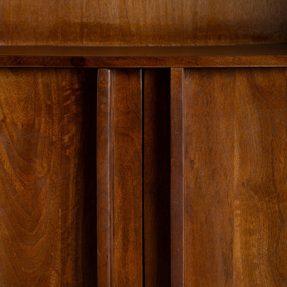 Estantería de madera de mango marrón