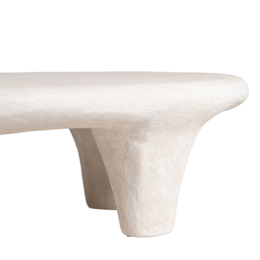 Mesa de centro en poli-resina blanca