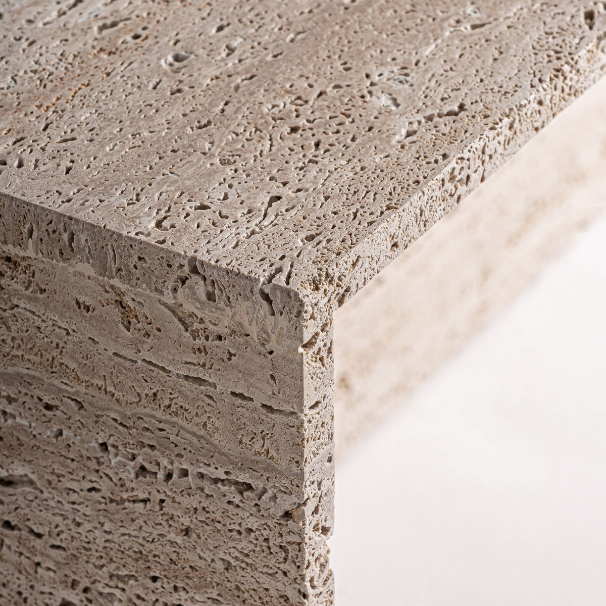 CENTRO MESA TRAVERTINE