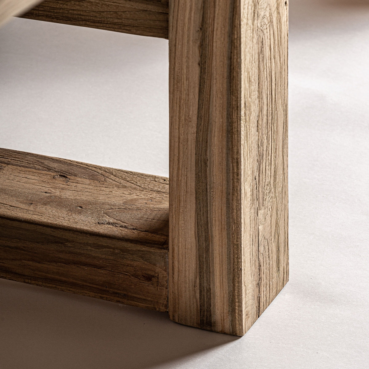 MESA COMEDOR PIEZA ÚNICA MADERA TEca RESTAURADA 400CM.