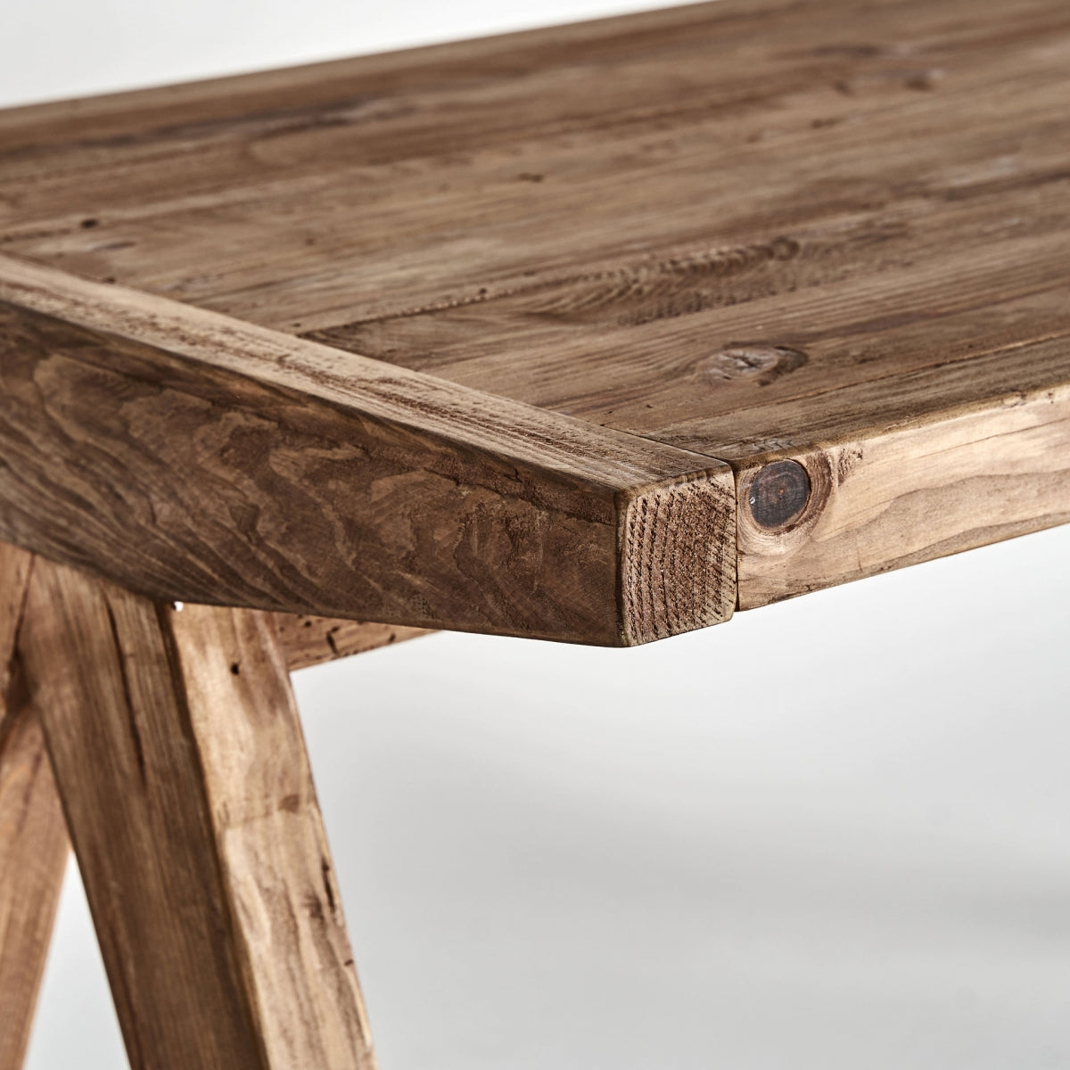 ESCRITORIO MADERA RECUPERADA 148CM.
