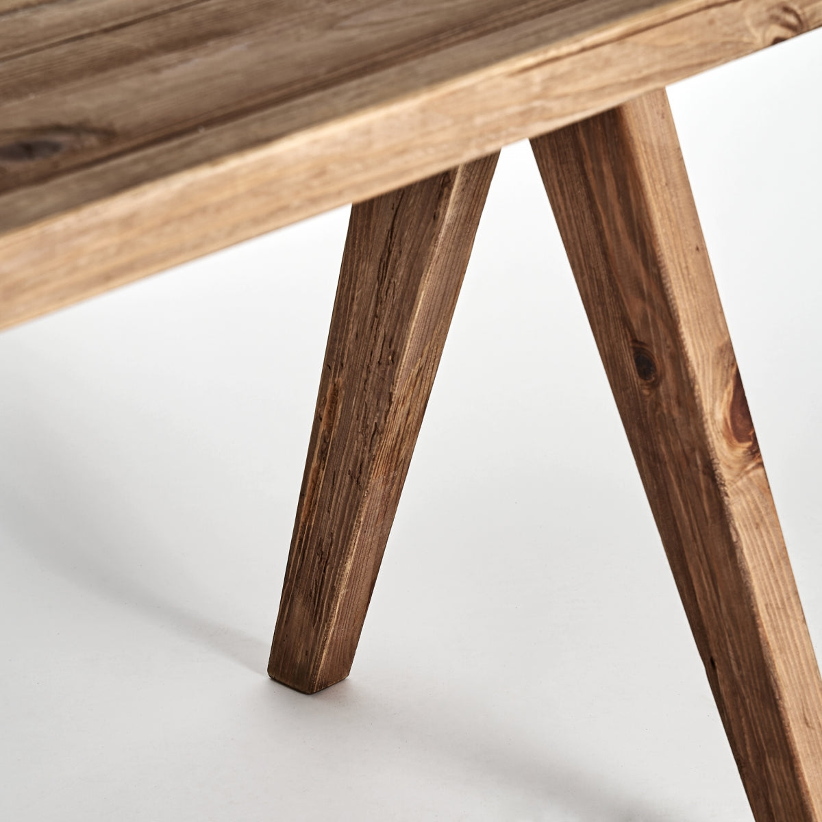 ESCRITORIO MADERA RECUPERADA 148CM.
