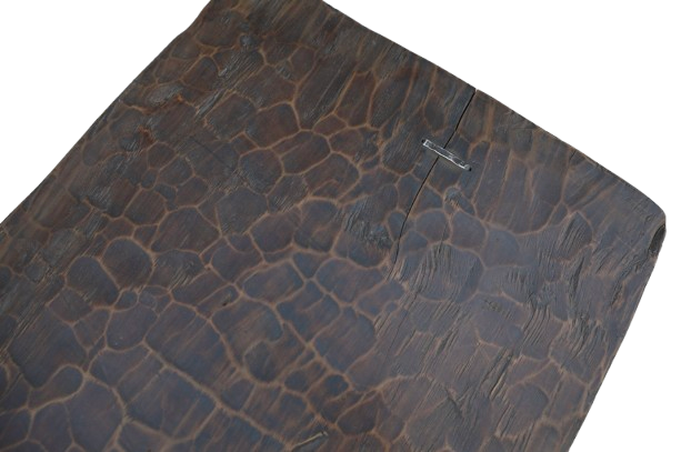 Mesa de centro Naga con patas de hierro