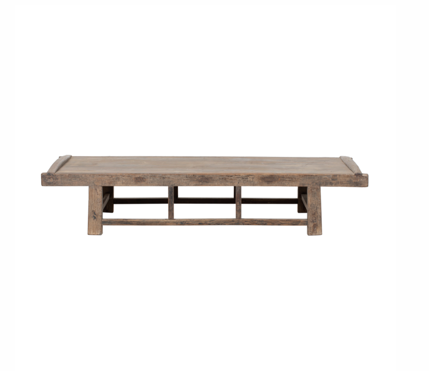 Mesa de centro artesanal.