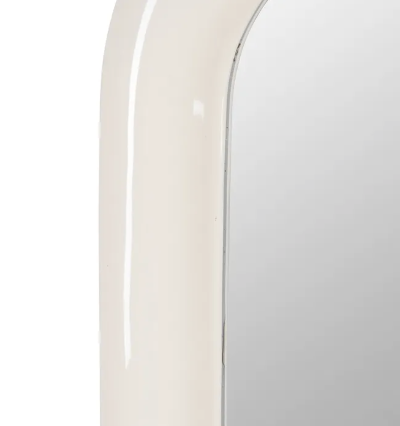 Espejo lacado en crema – 180 cm