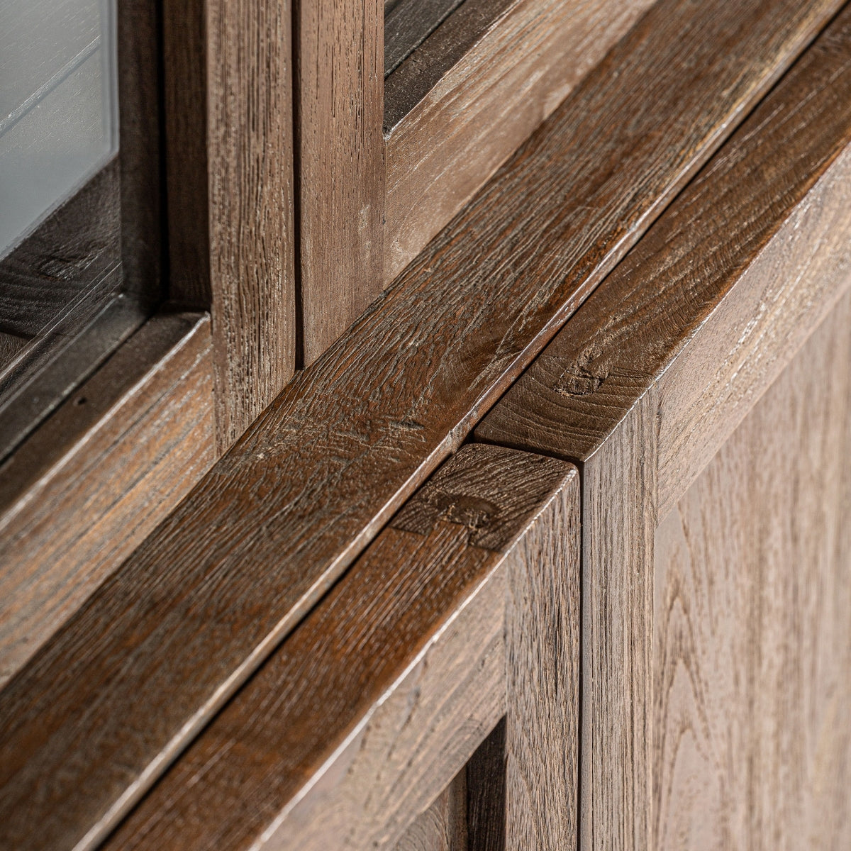 VITRINA MADERA DE TEca RECUPERADA