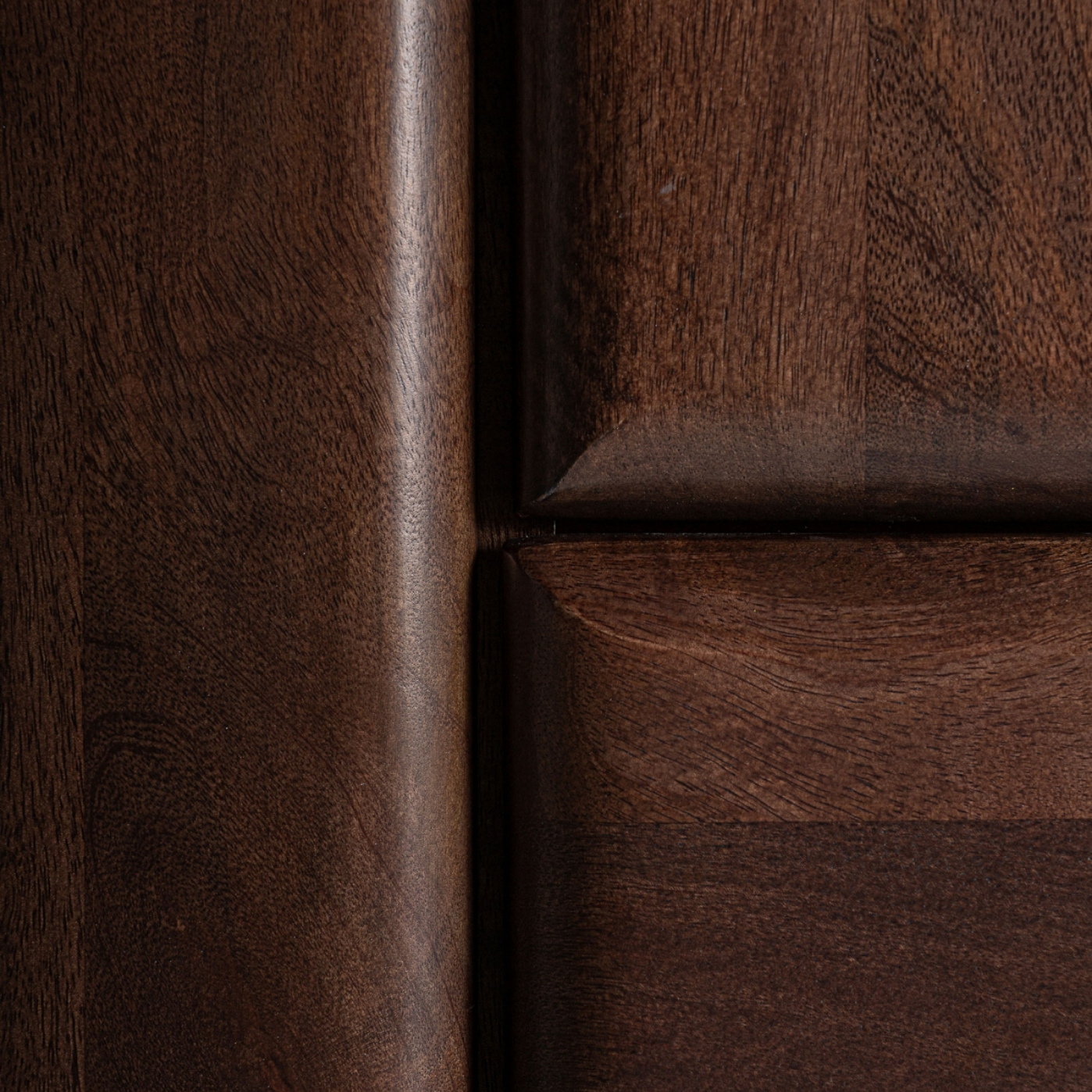 ARMARIO MADERA DE MANGO