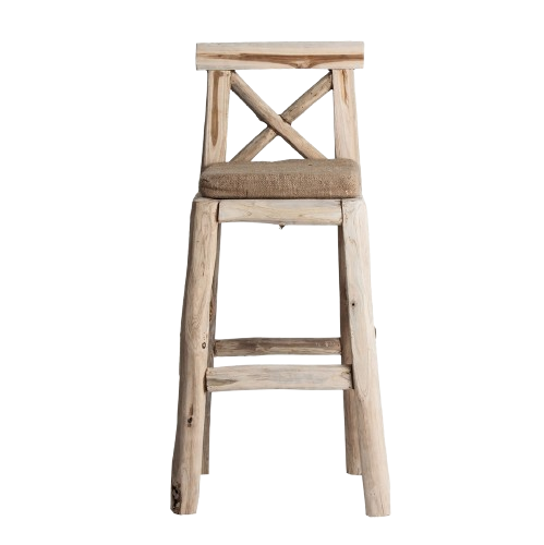 Taburete de madera rústico.