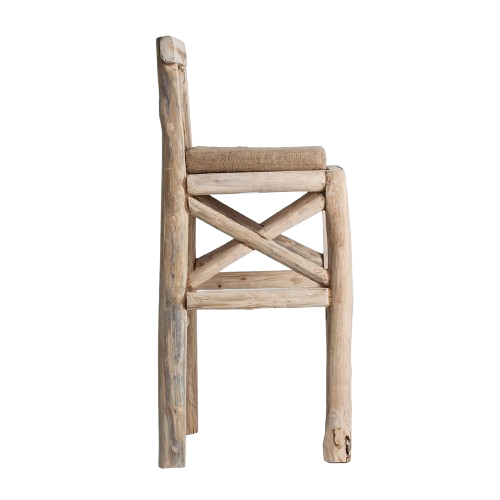 Taburete de madera rústico.