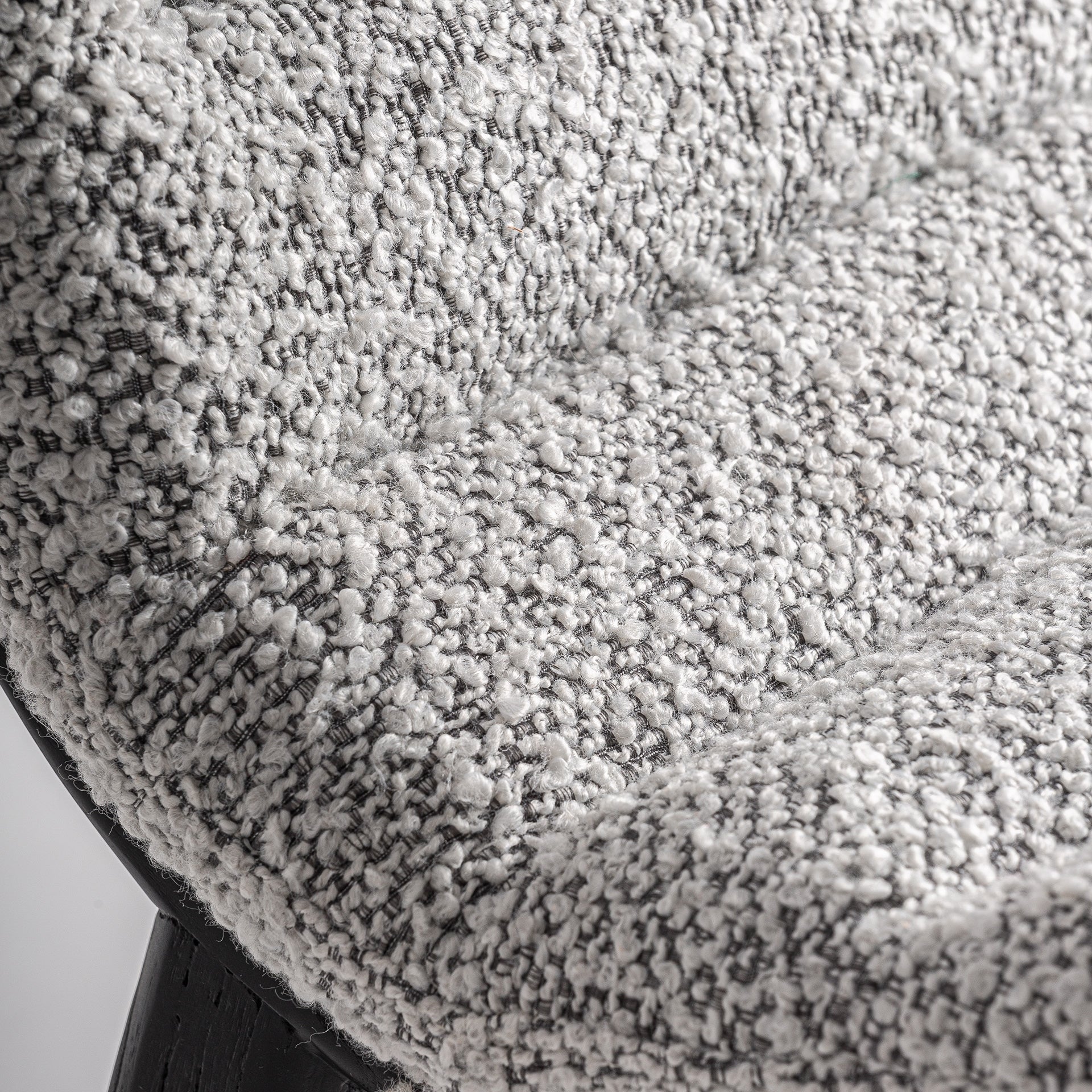 SILLA DE MADERA GRIS