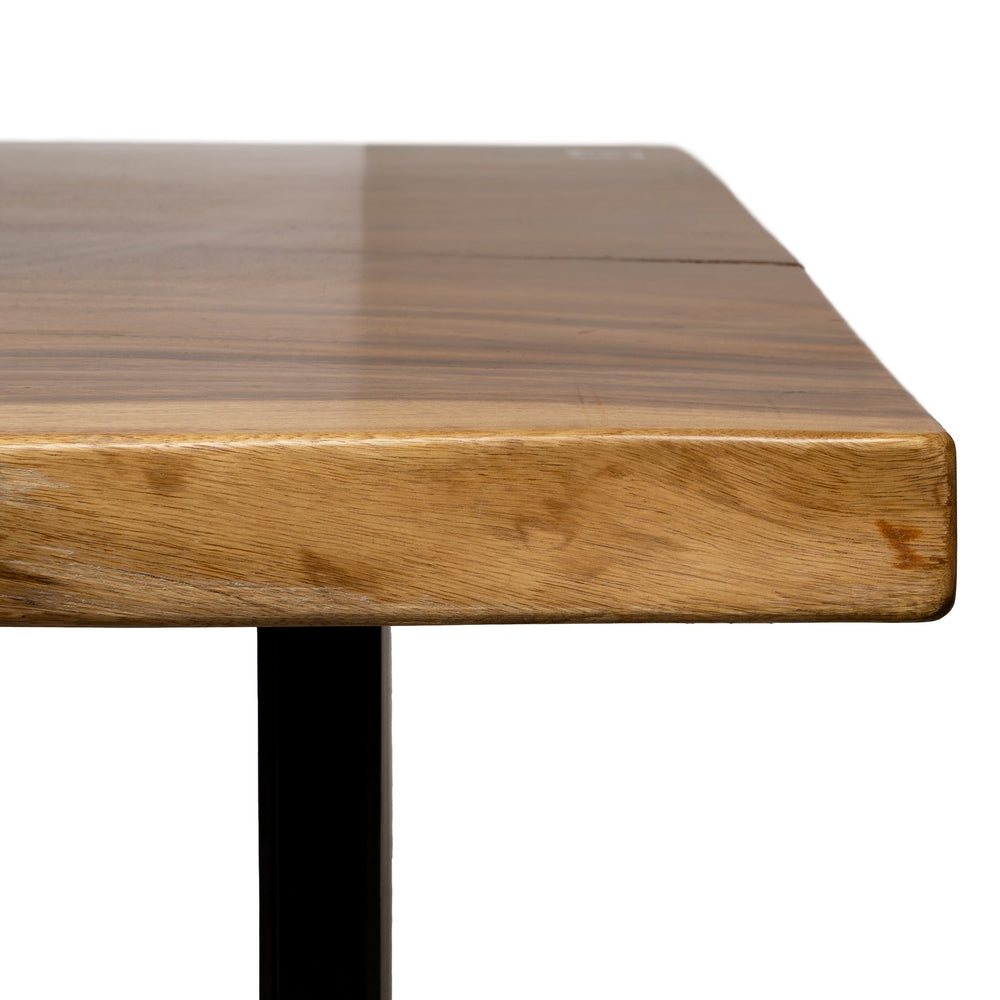 Mesa de comedor de madera de suar natural y patas de hierro