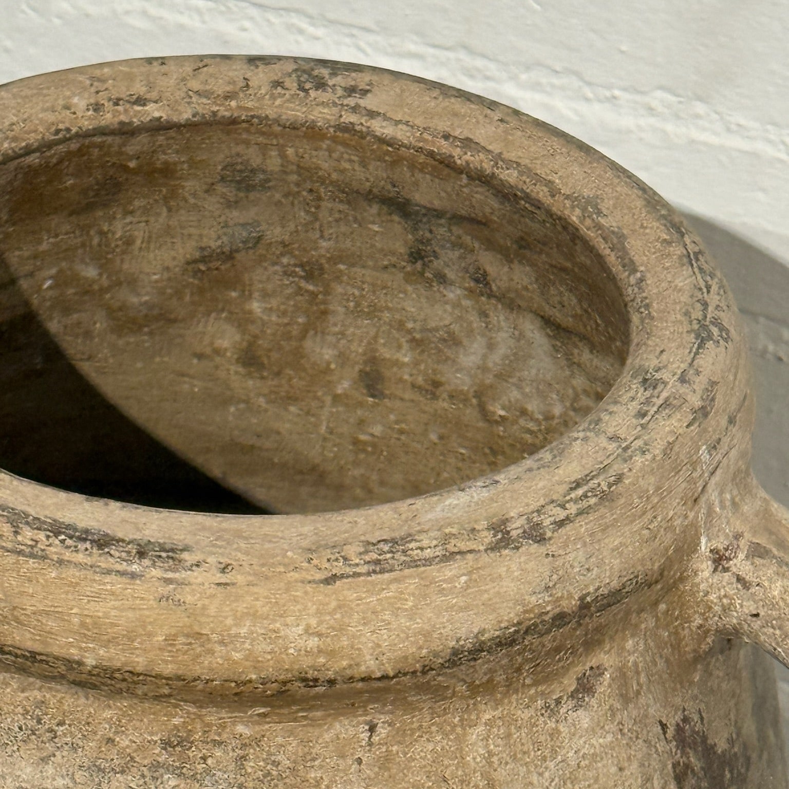 Pot Artesanal Indonesio con Asas