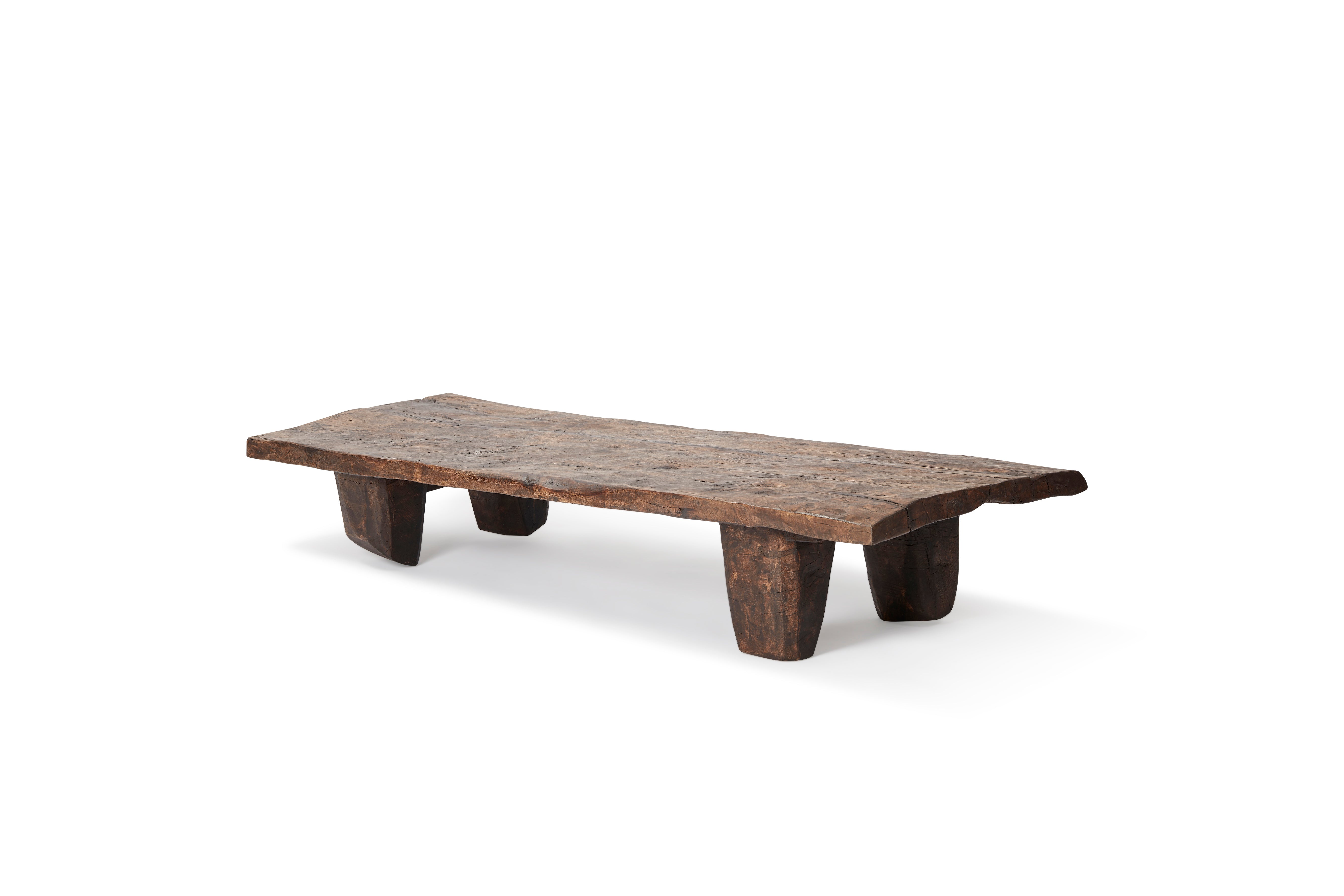 Mesa de centro Naga.