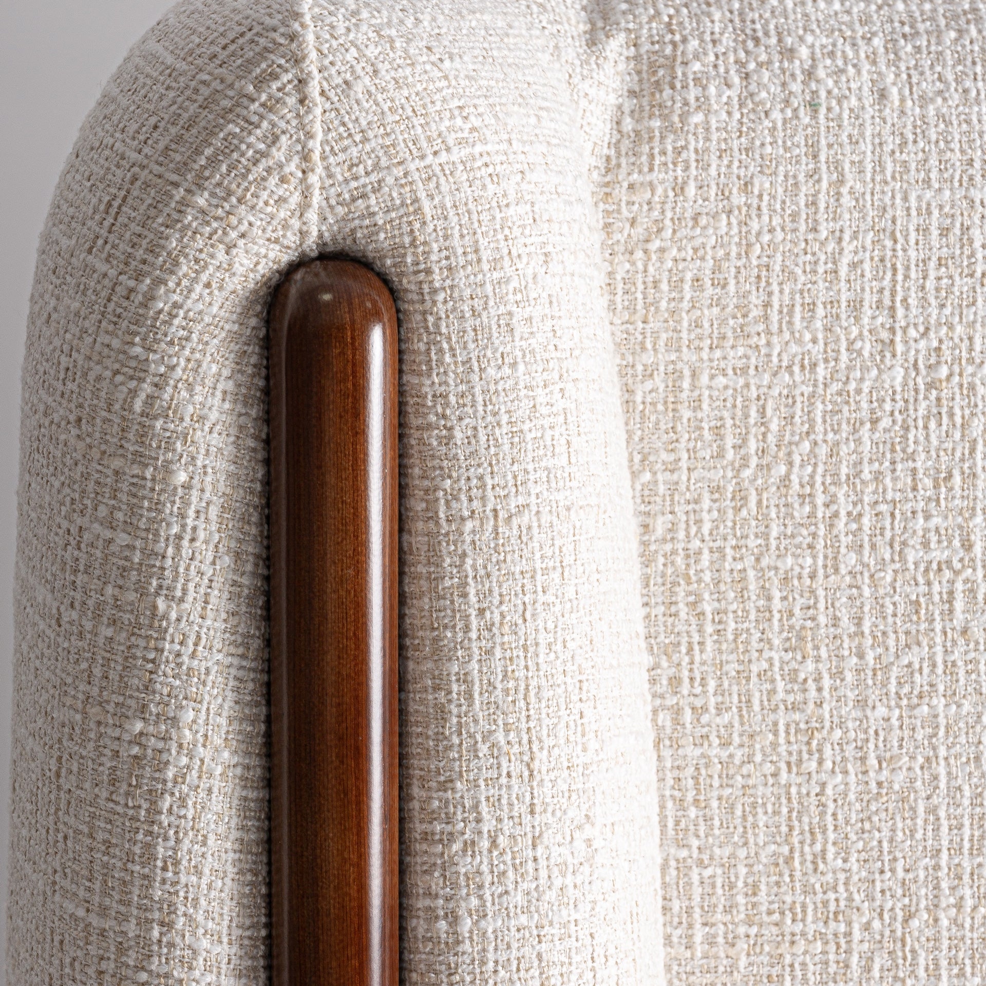 CABEZAL BLANCO ROTO Y MADERA
