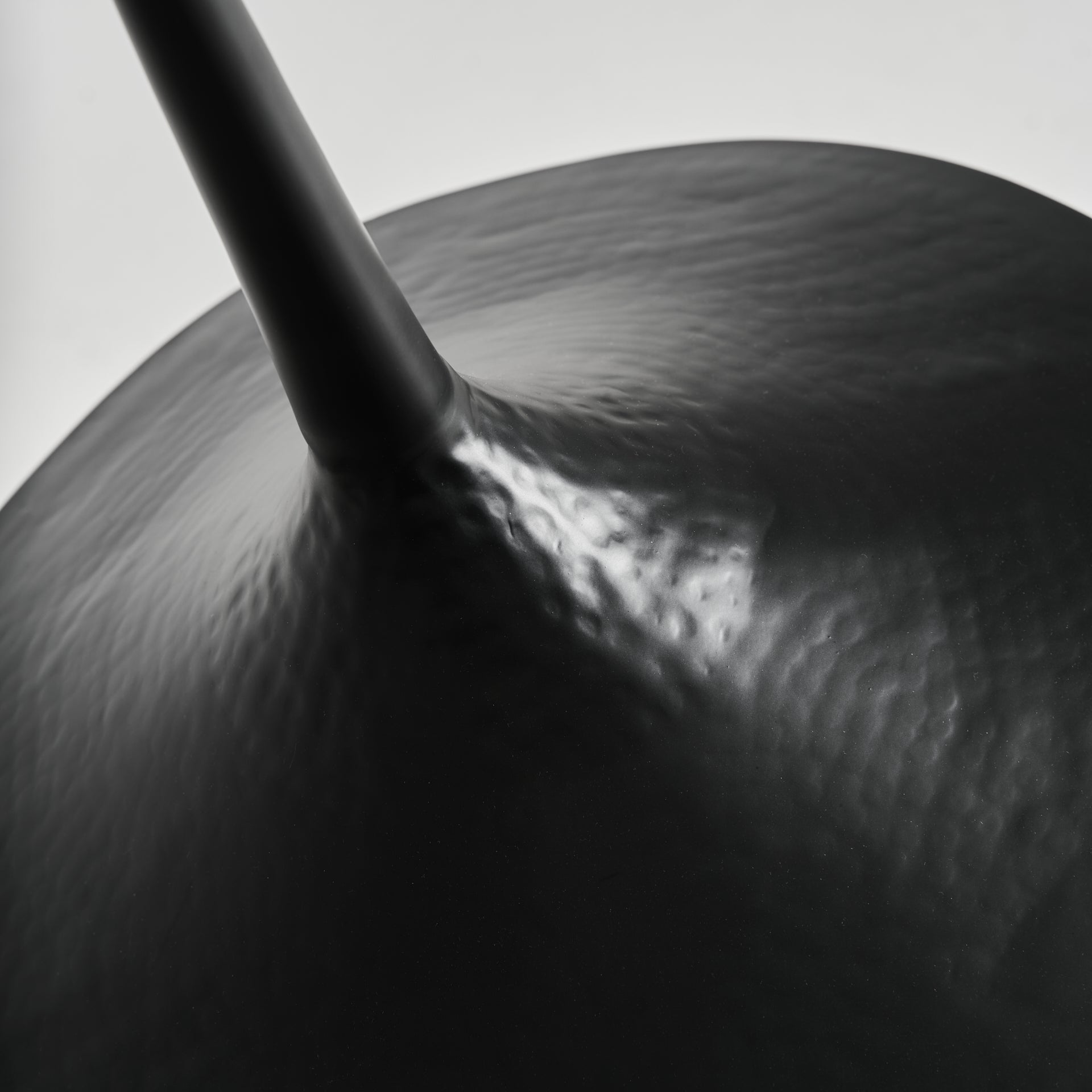 LÁMPARA DE COLGAR DE HIERRO