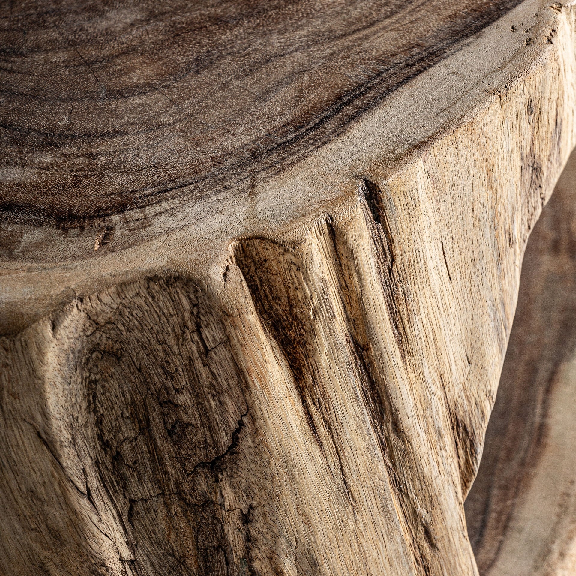 Mesa de centro de madera suar